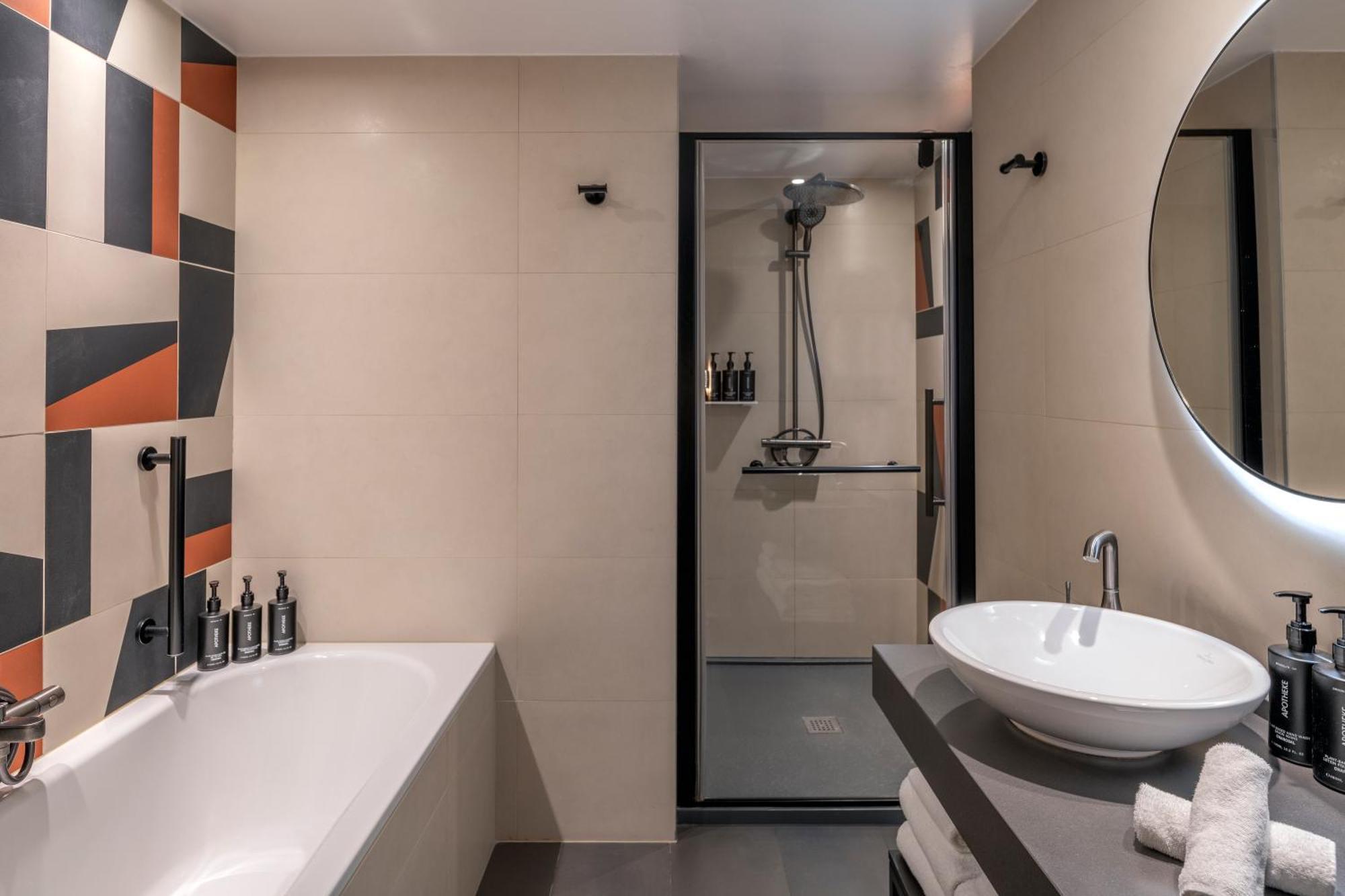 Eylau Junior Suite,1677921017:JPEG